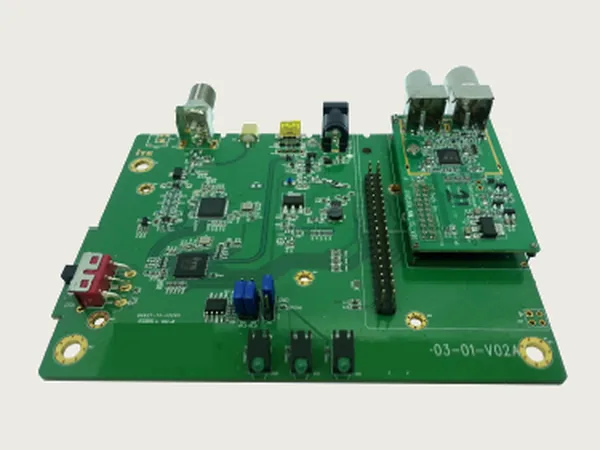 BR-100J — ISDB-T/ISDB-Tb 數位中繼填隙器/轉發器 (2/5)